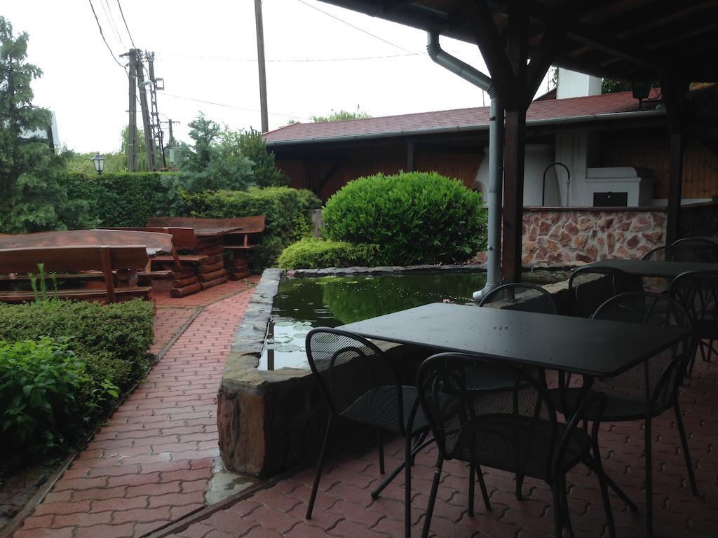 Fonyód Juhasz Fogado Bed & Breakfast エクステリア 写真
